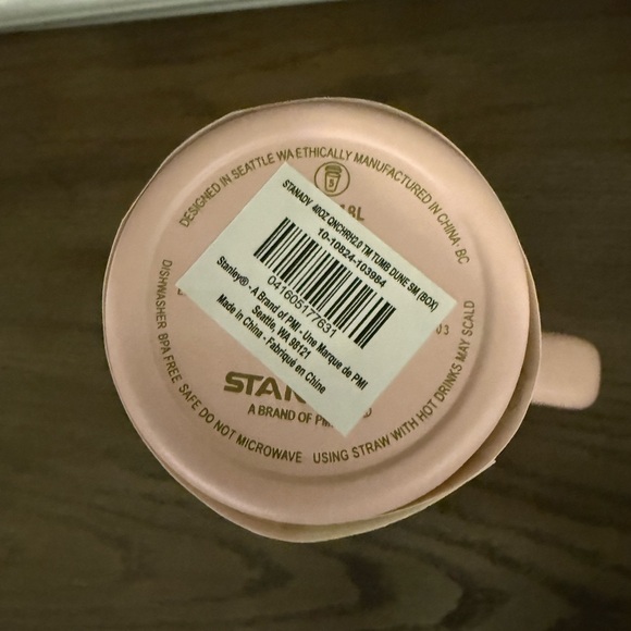 Stanley CHANEL Pink Tumbler with Handle 40oz - Picture 4 of 4
